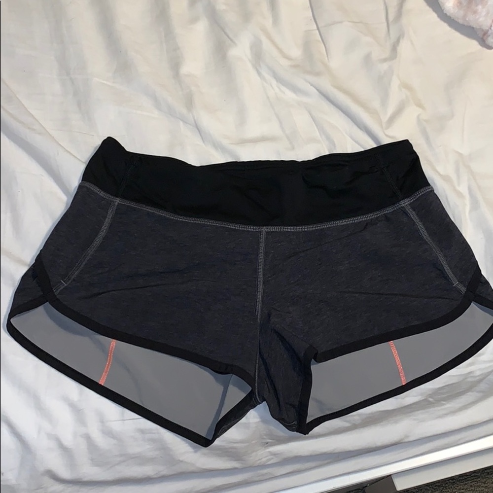 Super cute lulu running shorts